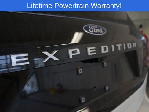 New 2026 Ford Expedition Active image 12