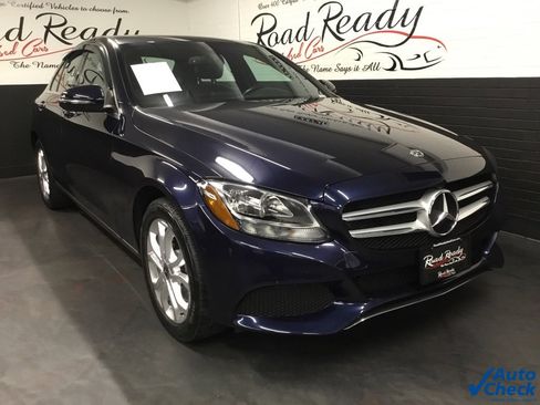 Used 2018 Mercedes-Benz C 300 4MATIC Sedan image 3