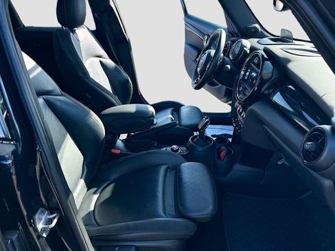 Used 2020 MINI Cooper S FWD image 23