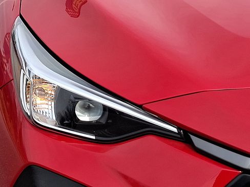 Certified 2025 Subaru Crosstrek 2.0i Premium image 7