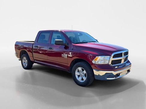 Used 2023 RAM 1500 Classic SLT w/ Protection Group AWD/4WD image 8