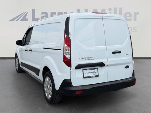 Certified 2022 Ford Transit Connect XLT FWD image 3