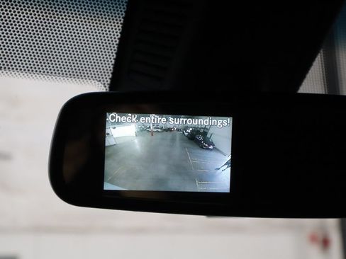 Used 2021 Mercedes-Benz Sprinter 2500 w/ Driver Convenience Package image 31