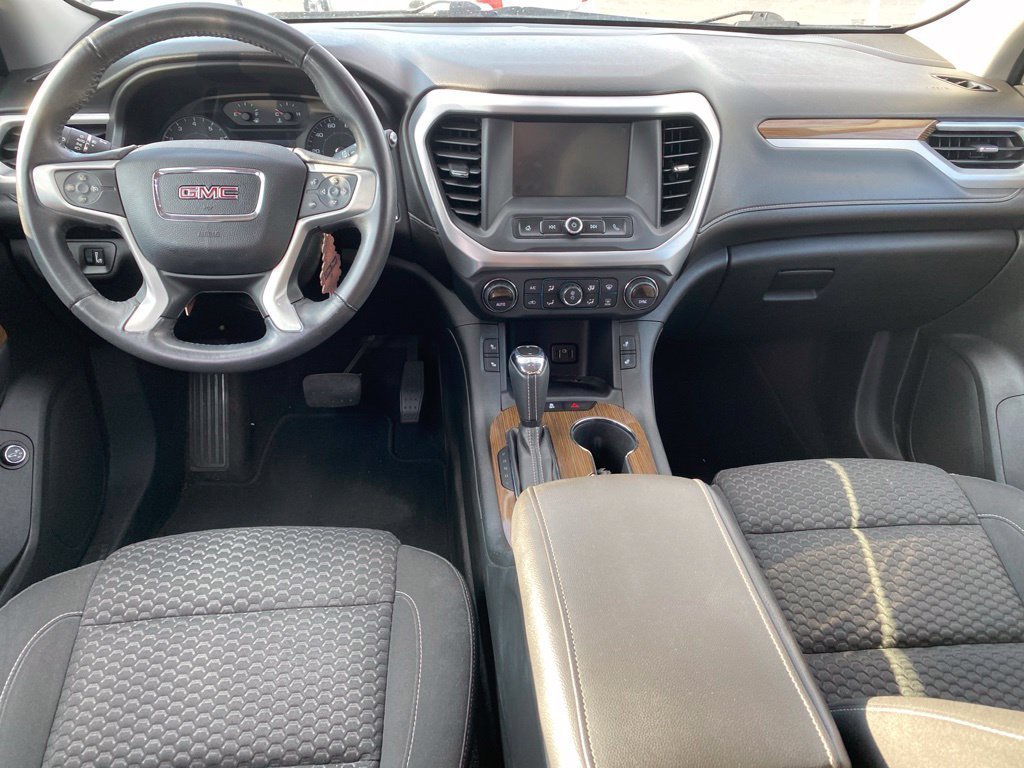 Used 2017 GMC Acadia SLE w/ Driver Alert Package I FWD image 9
