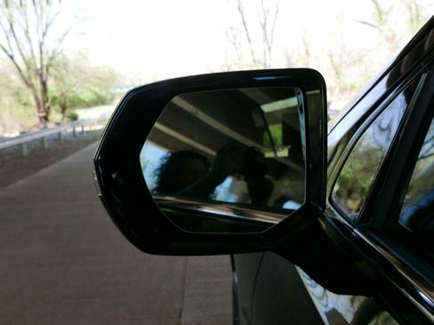 Used 2025 Chevrolet Suburban High Country image 64