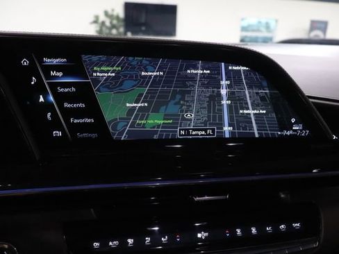 Used 2023 Cadillac Escalade ESV Premium Luxury Platinum AWD/4WD image 34
