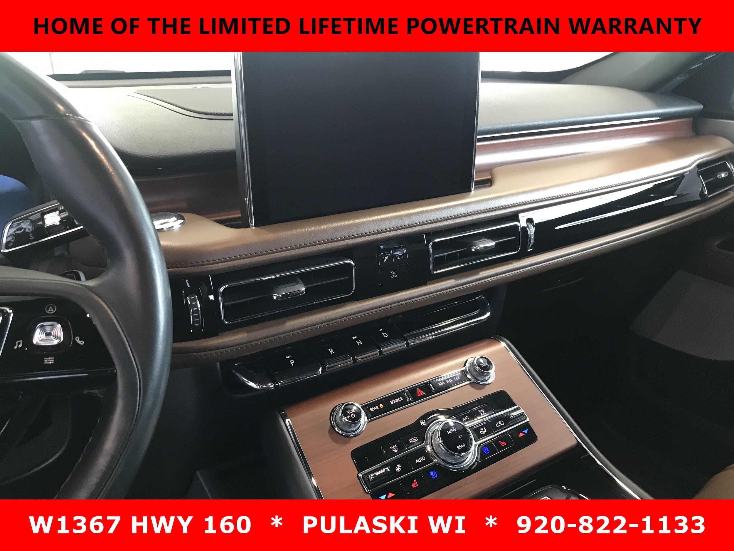 Used 2022 Lincoln Aviator Reserve w/ Equipment Group 201A AWD/4WD image 17