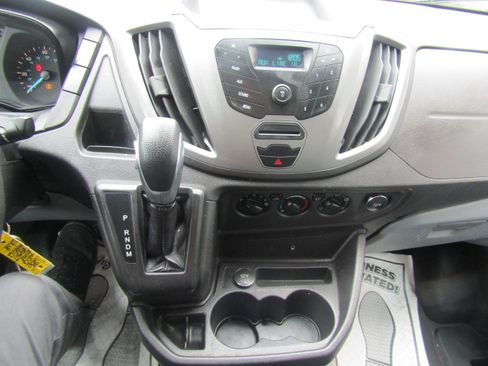 Used 2015 Ford Transit 150 XL image 21