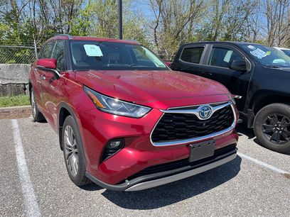 Used 2021 Toyota Highlander Platinum