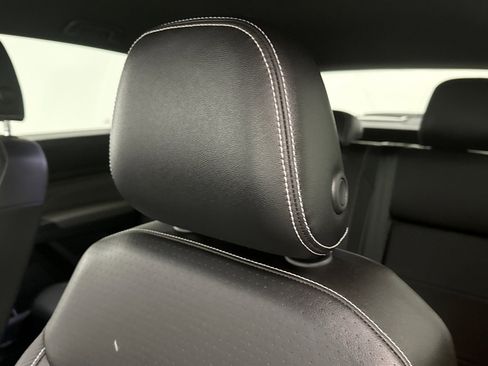 Used 2023 Volkswagen Atlas Cross Sport SE image 8