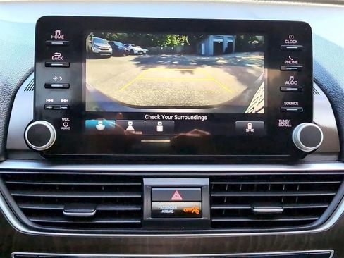 Used 2019 Honda Accord EX-L image 37