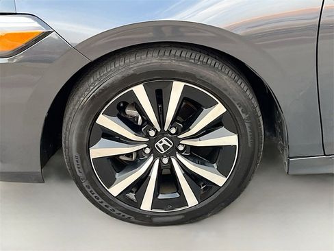 Used 2024 Honda Civic EX image 29