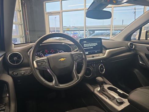 Used 2024 Chevrolet Blazer LT w/ Convenience Package image 16