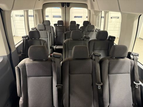 Used 2017 Ford Transit 350 XLT image 21