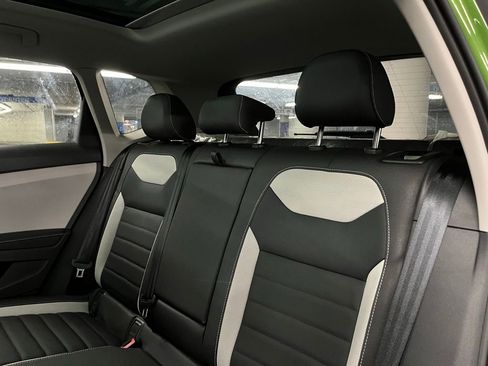 New 2025 Volkswagen Taos SEL image 21