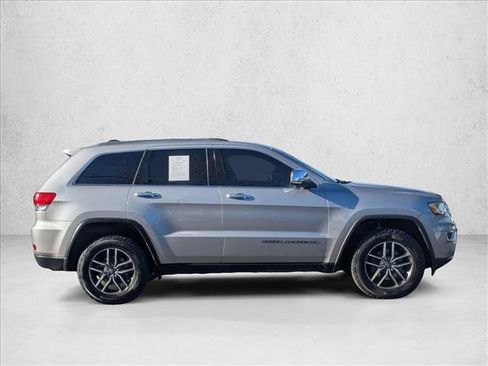 Used 2019 Jeep Grand Cherokee Limited image 4