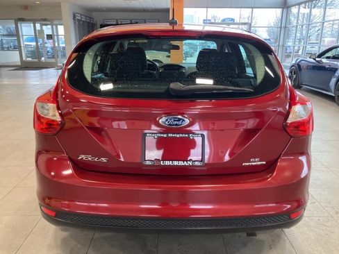 Used 2014 Ford Focus SE w/ SE Sport Package image 6