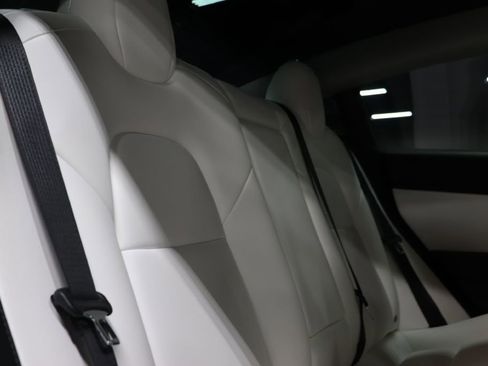 Used 2020 Tesla Model 3 Standard Range Plus image 22