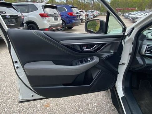 Used 2020 Subaru Outback Onyx Edition XT AWD/4WD image 15