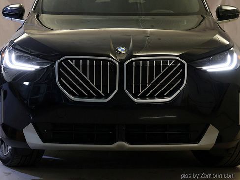 Certified 2025 BMW X3 xDrive30 AWD/4WD image 6