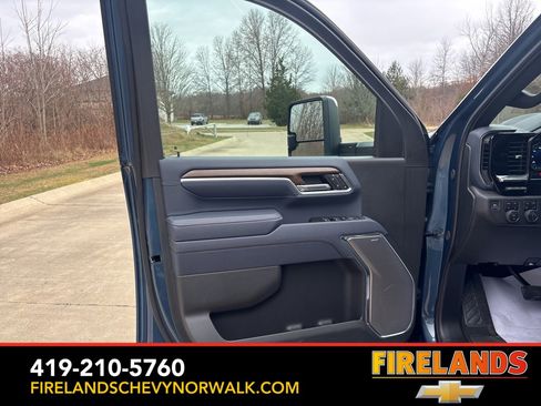 New 2025 Chevrolet Silverado 3500 High Country w/ Technology Package image 13