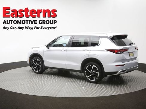 Used 2024 Mitsubishi Outlander SE AWD/4WD image 62