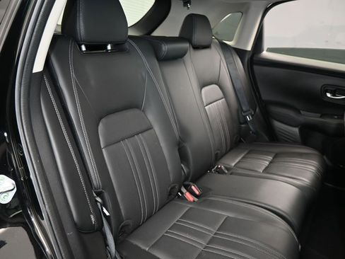 Used 2023 Honda HR-V EX-L image 42