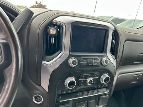 Used 2022 GMC Sierra 1500 SLT w/ SLT Convenience Package AWD/4WD image 14