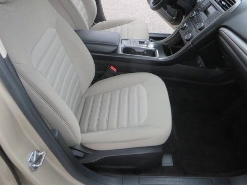Used 2017 Ford Fusion S FWD image 23