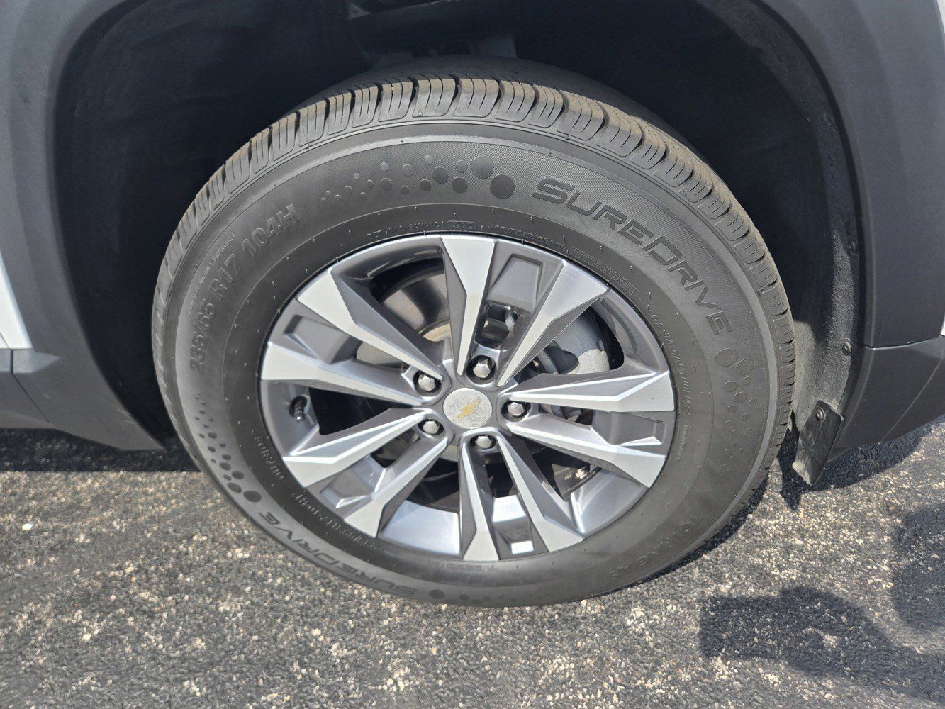 Used 2025 Chevrolet Equinox LT w/ Convenience Package II AWD/4WD image 35