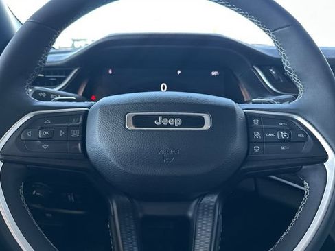 Certified 2023 Jeep Grand Cherokee L Laredo RWD image 24