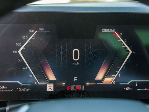 Used 2023 BMW 330i xDrive Sedan w/ Driving Assistance Package image 18