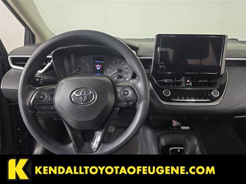 Used 2023 Toyota Corolla LE image 9