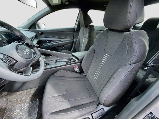 Certified 2026 Hyundai Elantra Sport FWD image 20