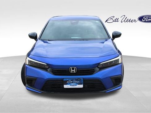 Used 2024 Honda Civic Sport image 2