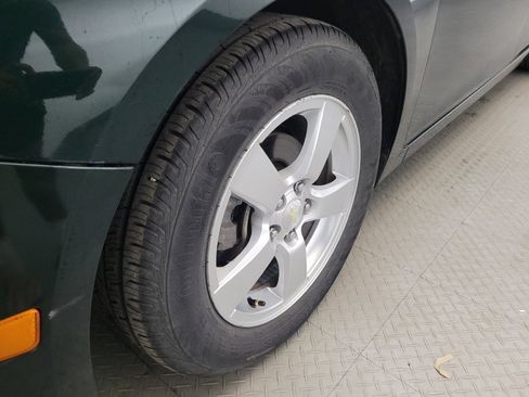 Used 2015 Chevrolet Cruze LT FWD image 31