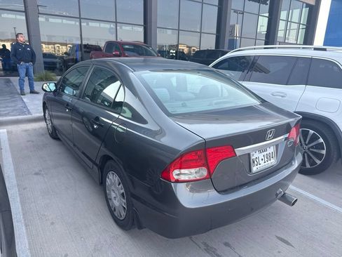 Used 2011 Honda Civic DX-VP image 6