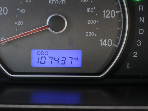 Used 2007 Hyundai Elantra GLS image 7