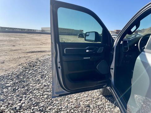 Used 2025 RAM 1500 Laramie AWD/4WD image 12
