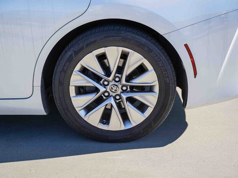 Used 2022 Toyota Mirai XLE image 8