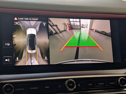 New 2026 Bentley Flying Spur Plug-In Hybrid AWD/4WD image 30