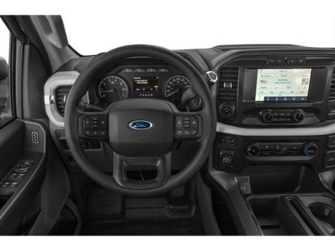 Used 2022 Ford F150 XLT w/ Trailer Tow Package AWD/4WD image 7