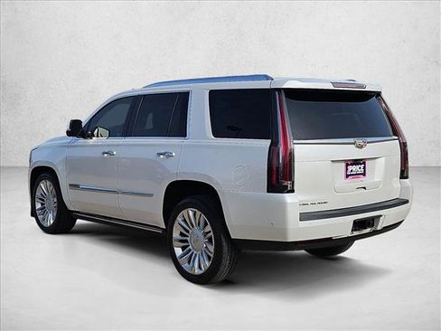 Used 2019 Cadillac Escalade Platinum image 8