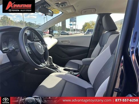Used 2024 Toyota Corolla LE image 20
