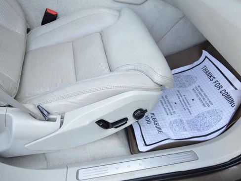 Used 2016 Volvo XC90 T6 Inscription image 32