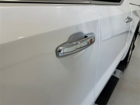 Used 2019 GMC Sierra 1500 SLT image 13