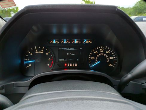 Used 2019 Ford F150 XL w/ Equipment Group 101A Mid RWD image 16