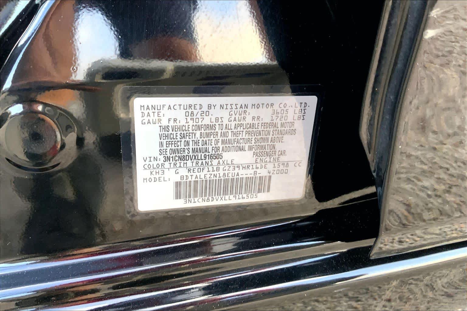 Used 2020 Nissan Versa S FWD image 33