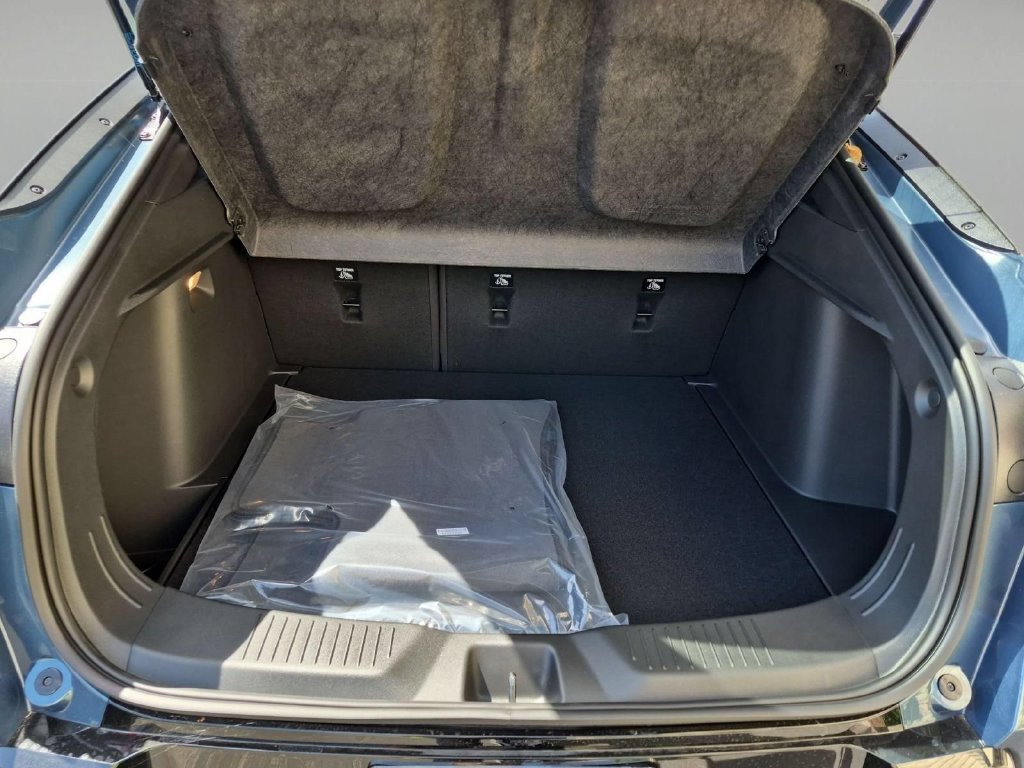 New 2026 Buick Envista Sport Touring FWD image 24