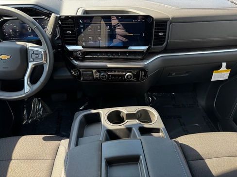 New 2026 Chevrolet Silverado 1500 LT image 2